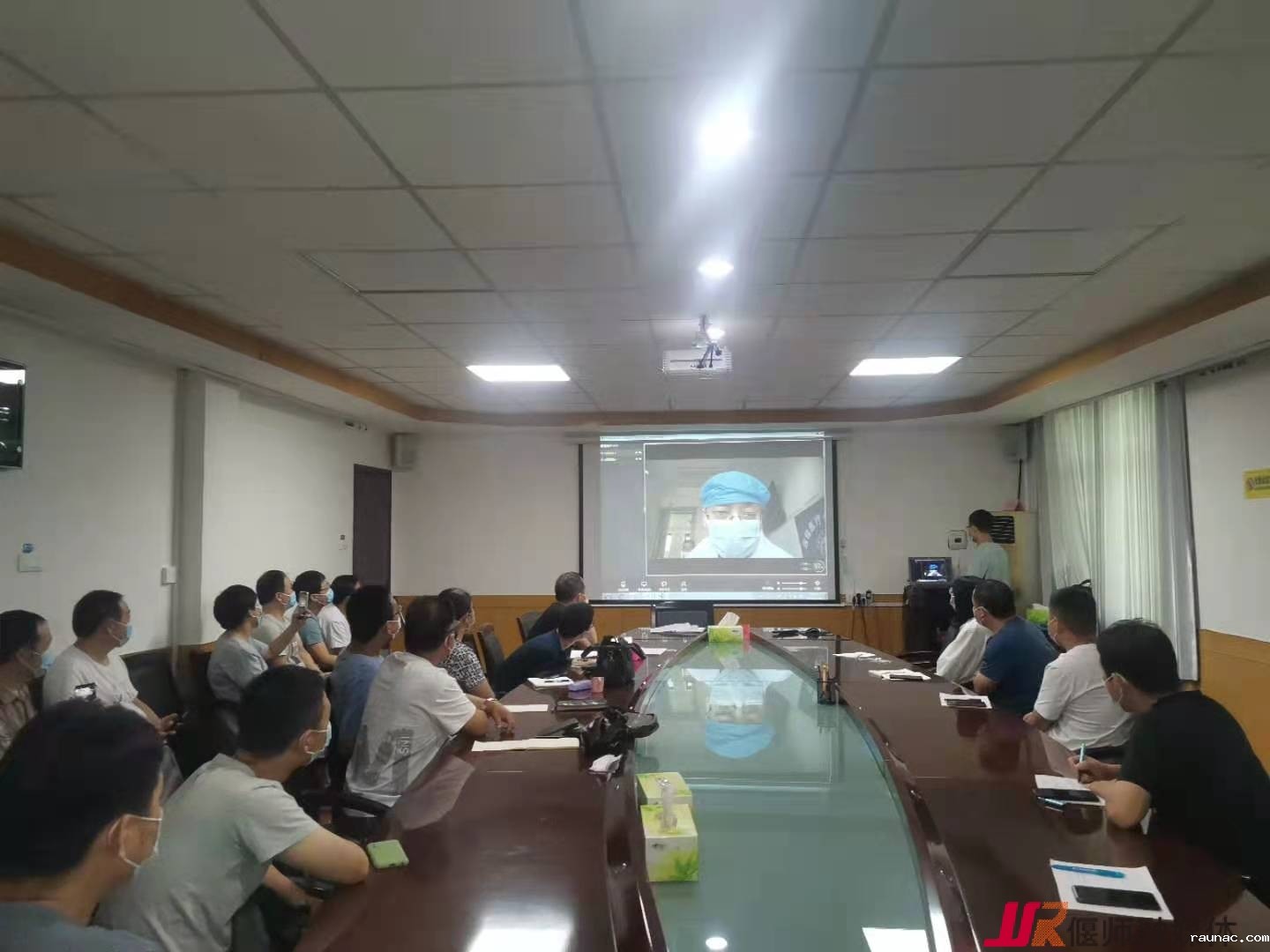 头像.jpg 头像.jpg