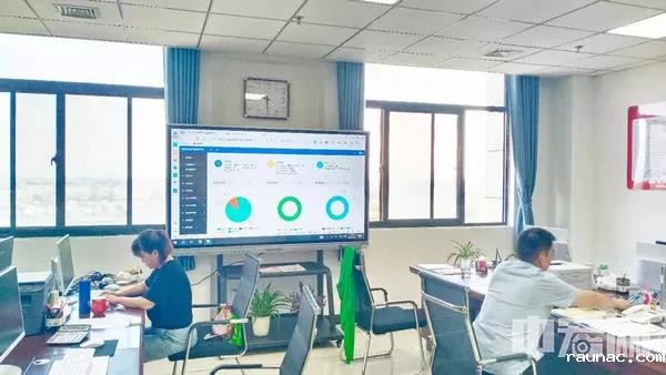 万人助万企  投诉平台.jpg